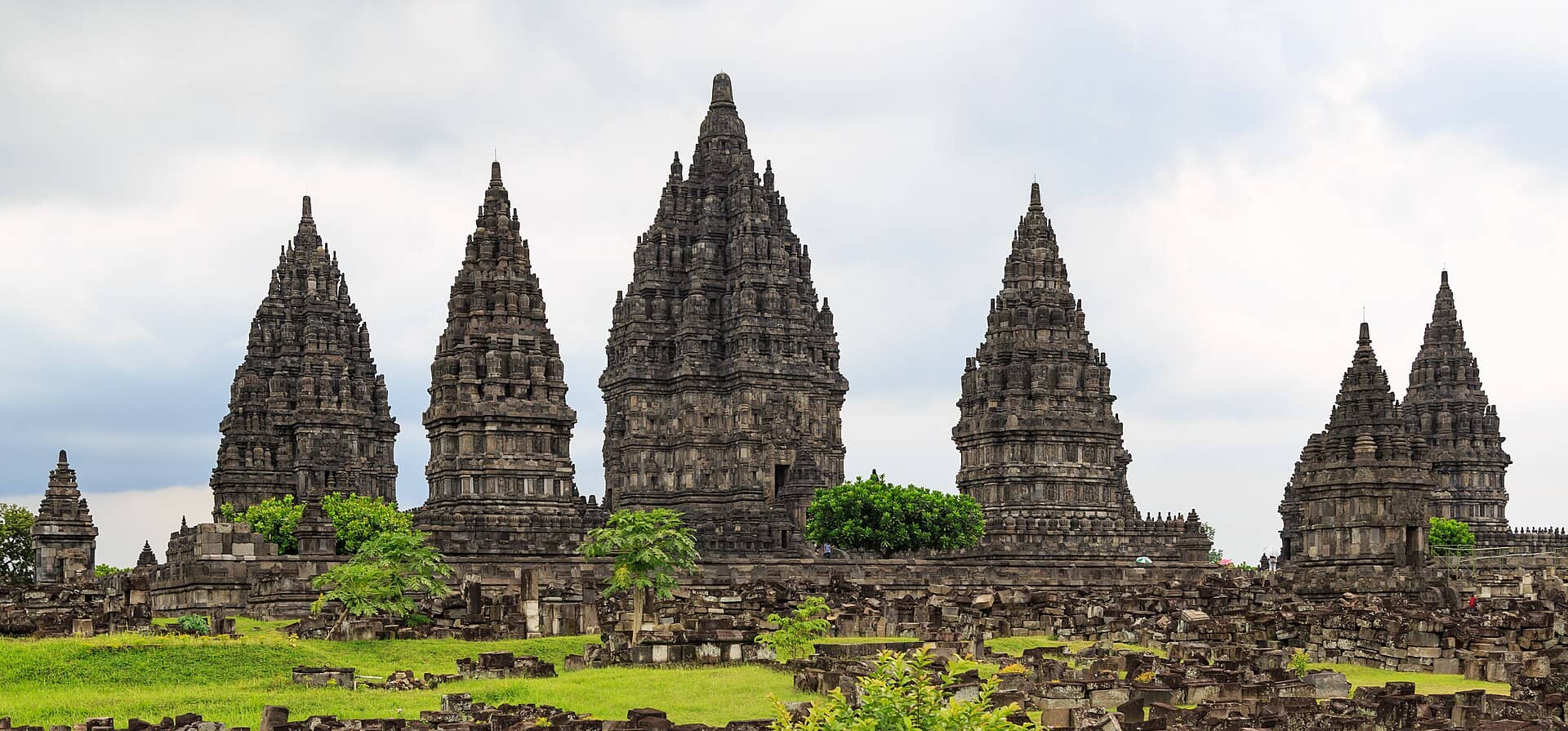 Tips Solo Traveling Aman untuk Perempuan: Menjelajah dengan Percaya Diri