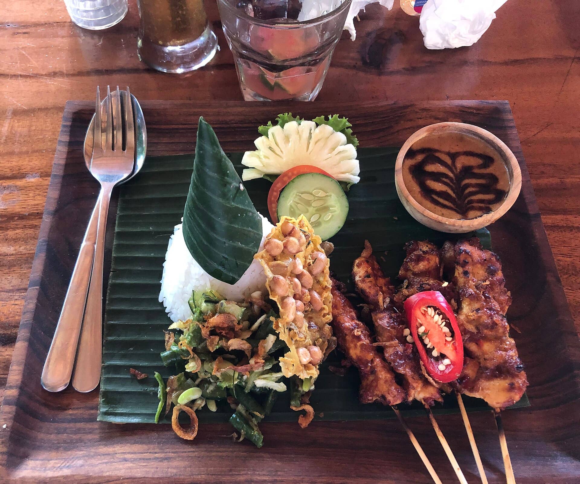 Tips Wisata Kuliner: Cara Berburu Makanan Khas Daerah Tanpa Tertipu
