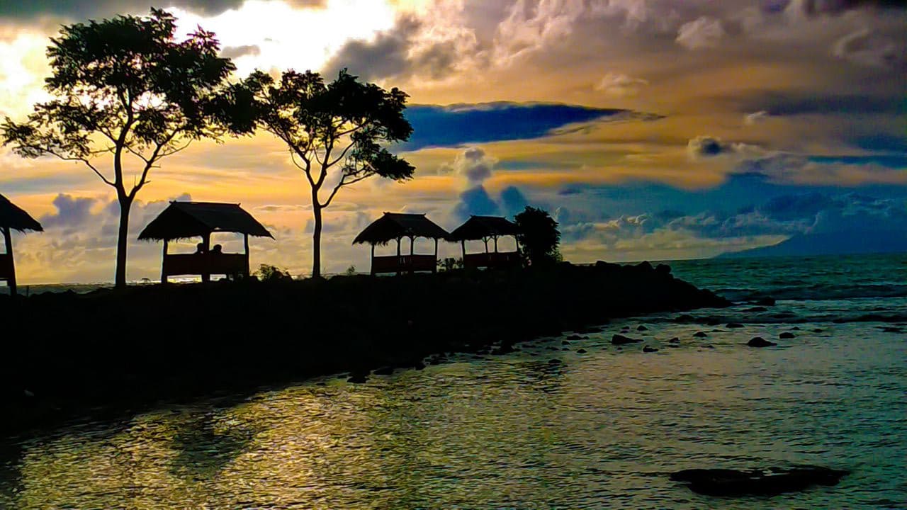 Pantai Karang Bolong, Anyer