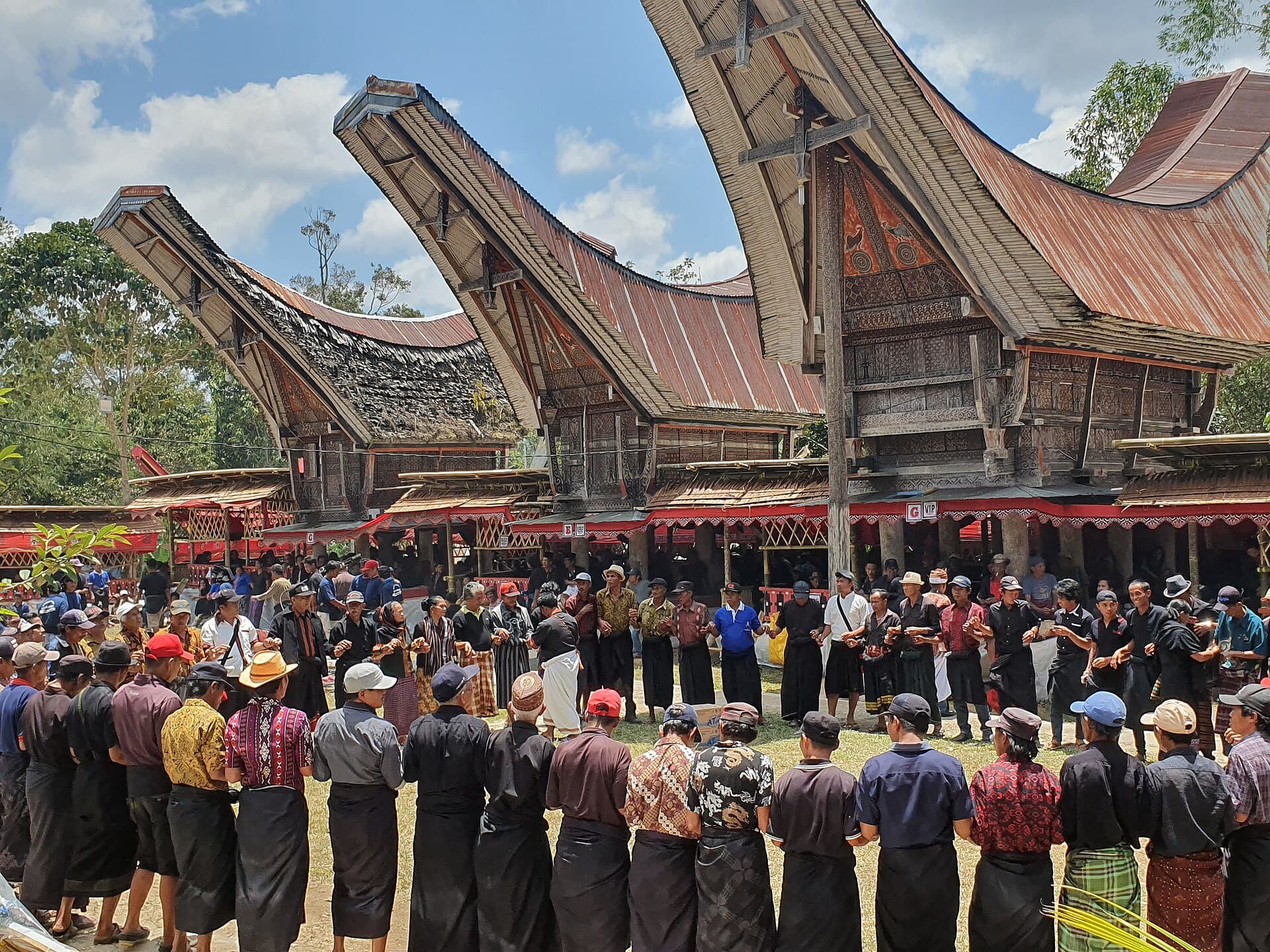 10 Tempat Wisata di Toraja, Sulawesi Selatan yang Memukau dan Penuh Cerita