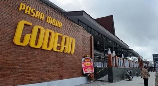 Liburan Cashless: Cara Bayar Pakai QRIS dan E-Wallet Saat Traveling di Indonesia