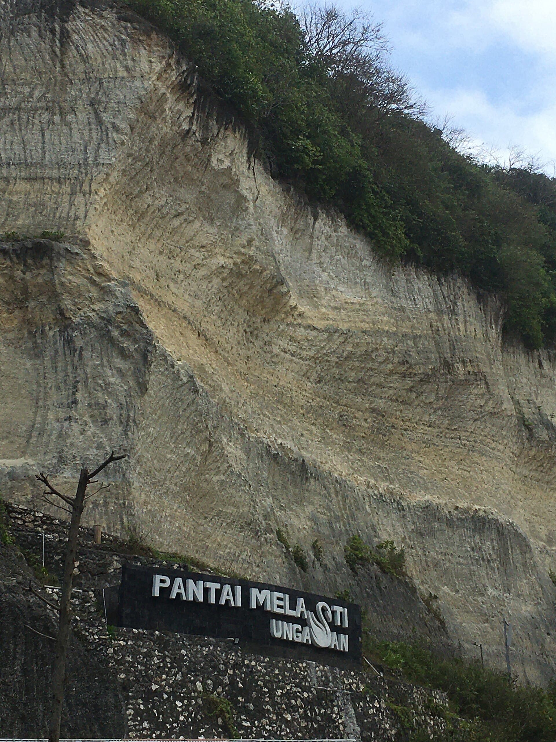 Pantai Melasti, Ungasan